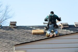 asphalt roof installation